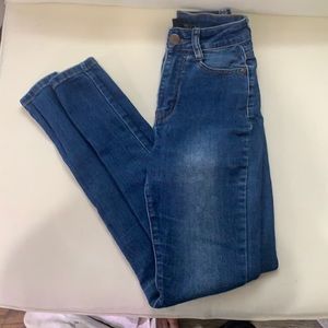 🔆Fashion Nova Mid Wash Jeans